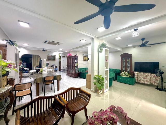 FULLY RENOš„ 2.5-Storey Jalan Aman Putra Taman Amanputra Puchong 1