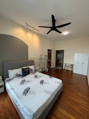 GrandView360 Room For Rent Bus to CIQ JB 1