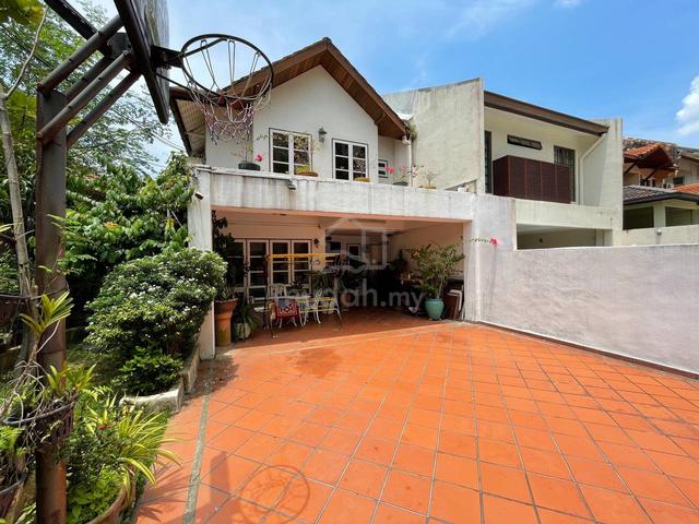 FACING OPEN,END LOT🔥Double Storey Terrace House TTDI KL 1