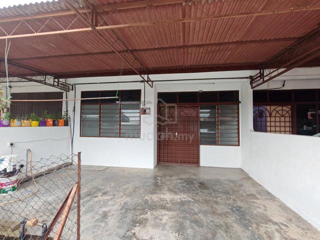 CHINESE NEIGHBOUR 1 Storey Terrace Taman Emas Suria Besides Tmn Intan 1