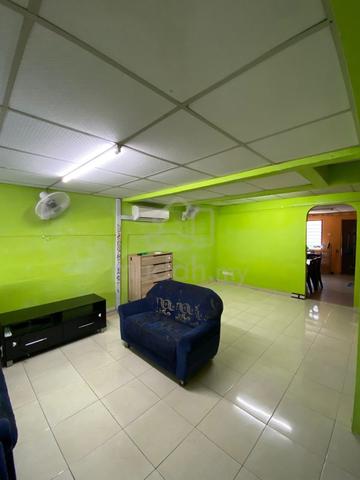 Rumah Untuk Disewa 1