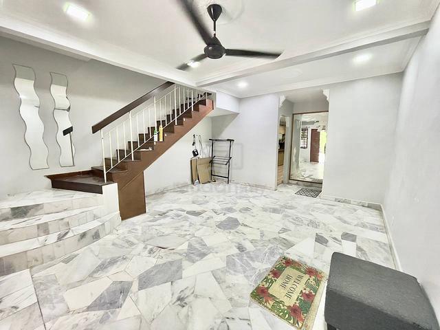 FACING OPEN RENOVATED Double Storey Terrace House Taman Kosas Ampang 1