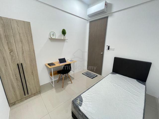 ZEN 6 Condo– ROOM FOR RENT (FEMALE ONLY) 🌸 1