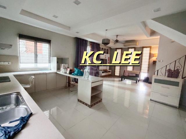 Gated 3 Storey Terrace House @ Mandarin Quarter,Raja Uda Butterworth 1
