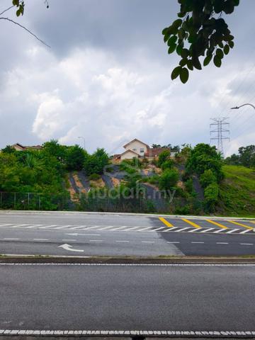 Prime Lake-Facing Land for Sale – Forest Heights, Seremban 1