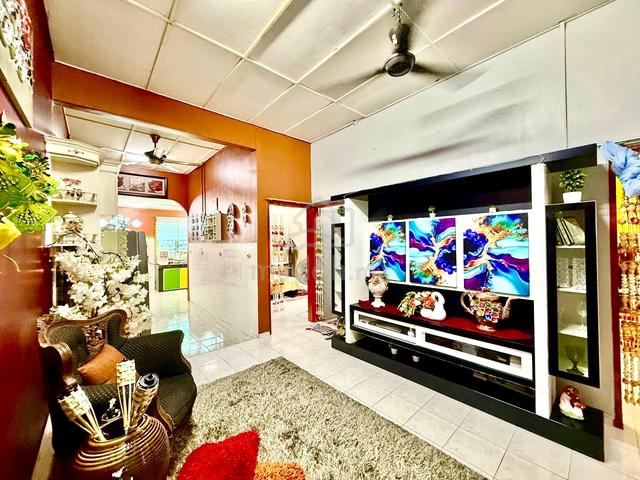 Renovated Teres Setingkat Taman Cheng Ria Cheng Melaka 1