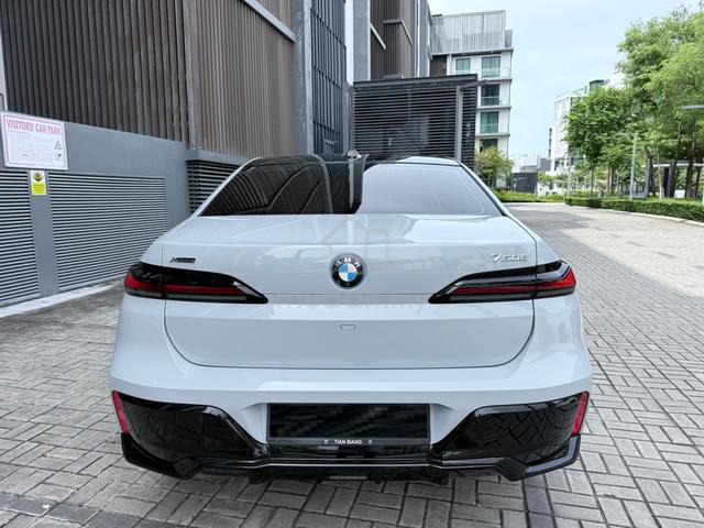 2024 Bmw 7 SERIES 3.0 750E XDRIVE M SPORT G70 - 4