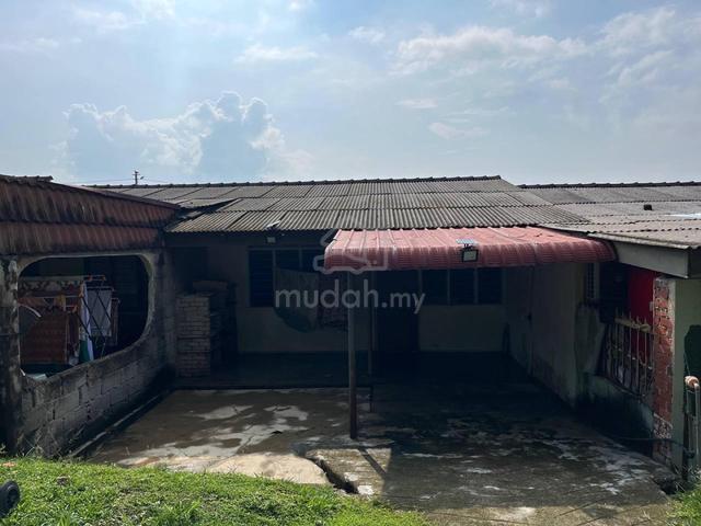 FACING OPEN | Rumah Teres Kos Rendah Taman Chenderawasih Jasin 1