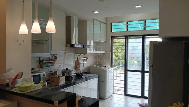 RENO 1.5 Sty Upper Unit Townhouse Park Villa Bandar Bukit Puchong 2 1