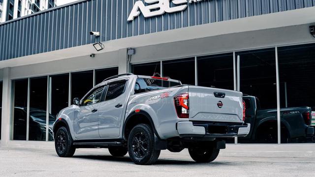 Nissan NAVARA PRO-4X 2.5L F.LIFT R.SHUTTER 2022 - 2