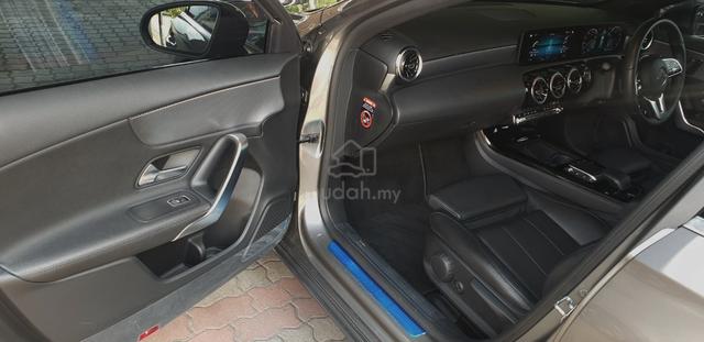 Mercedes Benz A200 Pro Sedan 3 Years WARRANTY 2029 - 5