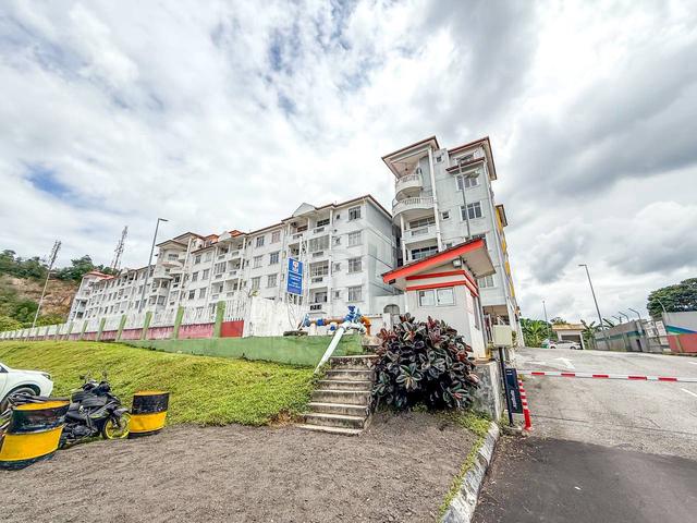 Pangsapuri Cempaka, Taman Salak Maju 2