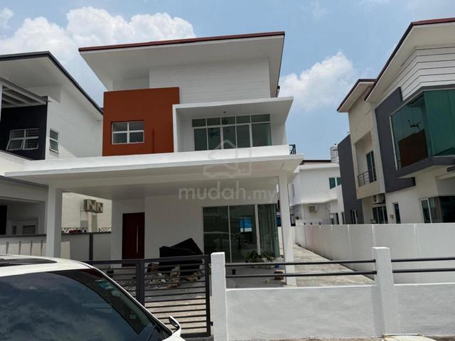 STRATEGIC LOCATION 2 Storey Semi D Taman Seri Jaromas Rosa, Jenjarom 1