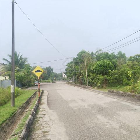 Tanah Lot Banglo Pinggiran Putra(Kempadang Makmur) Untuk Di jual.. 1