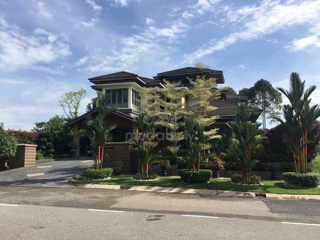 Bungalow Perdana Lakeview East Cyberjaya for Sale 1