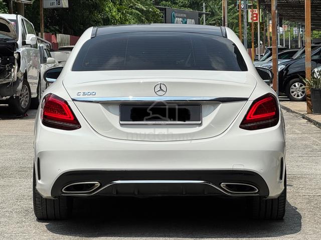 2018 Mercedes Benz C300 2.0 AMG LINE DEC 9 Speed - 4