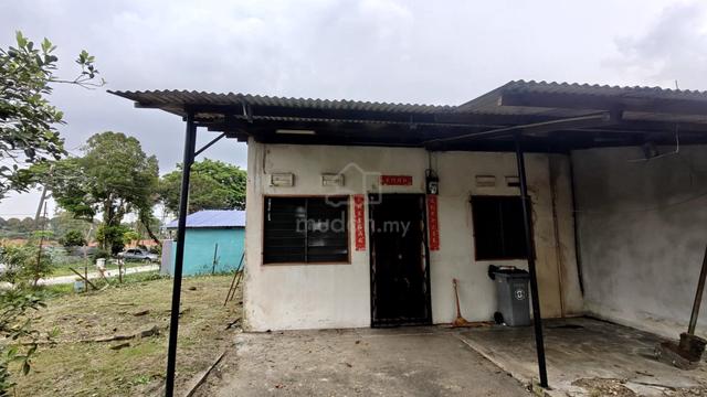 Pandan City 1 Storey Corner Lot Low Cost For Sale 1