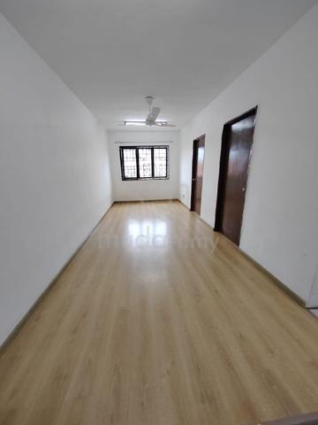 Apartment Lestari (Damansara Damai) 1