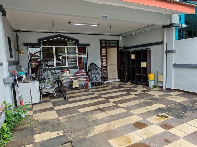 Bandar Putra, Jln Merpati, 2 storey house, unblock view, C.H.E.A.P. 1