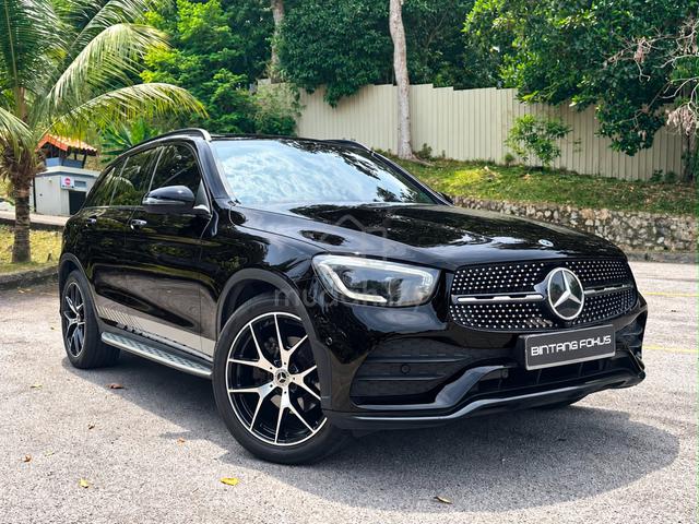 2021 Mercedes Benz GLC300 4MATIC AMG (1 Owner) - 1