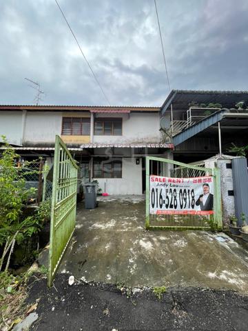 Permas Jaya low cost double Storey / unblock view / partial renovation 1