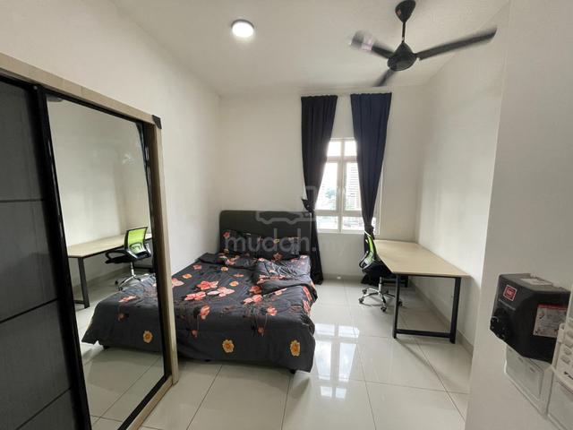 Room at TR Residence for FEMALE near LRT, Monorail Titiwangsa, HKL 1