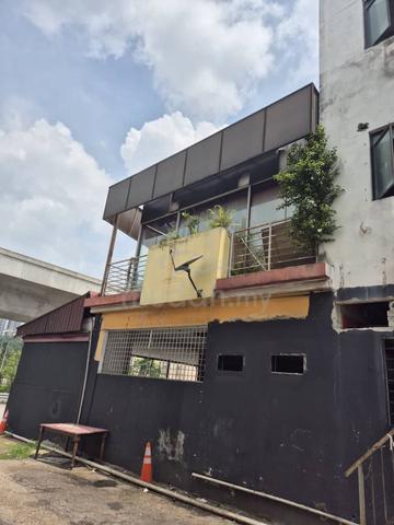 ‼️Facing MainRoad‼️ 3 Storey Corner Shoplot Tmn Equine Seri Kembangan 4
