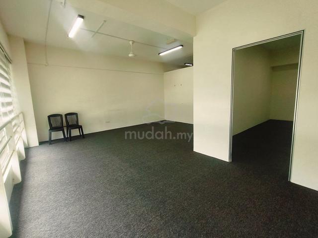 Office Ostia Jakel Mall Facing Main Road, High Brand Exposure 1
