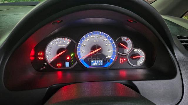 2009 Mitsubishi GRANDIS 2.4 FACELIFT (A) - 4