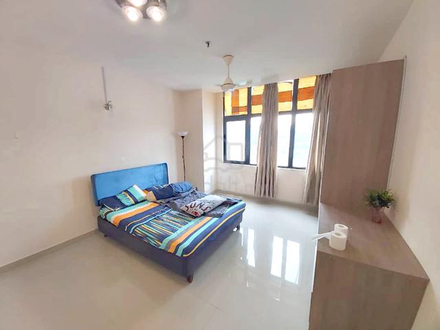 E Suite-Designer Suite @ Emerald Avenue 2