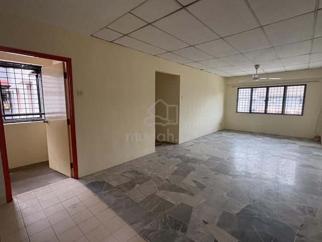 Putra Permai Block C 1