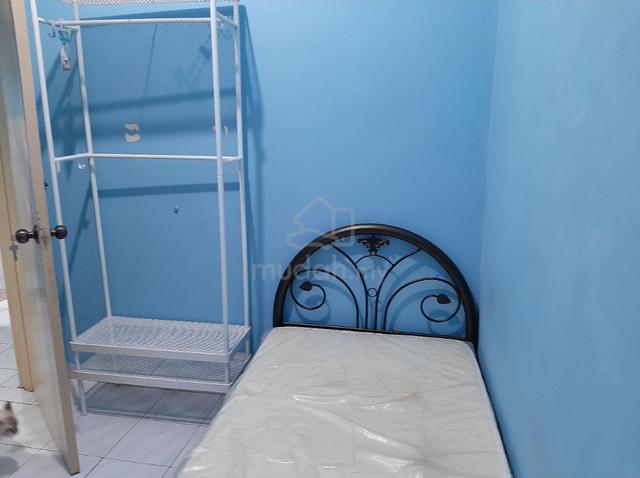 Single room at USJ 1 1