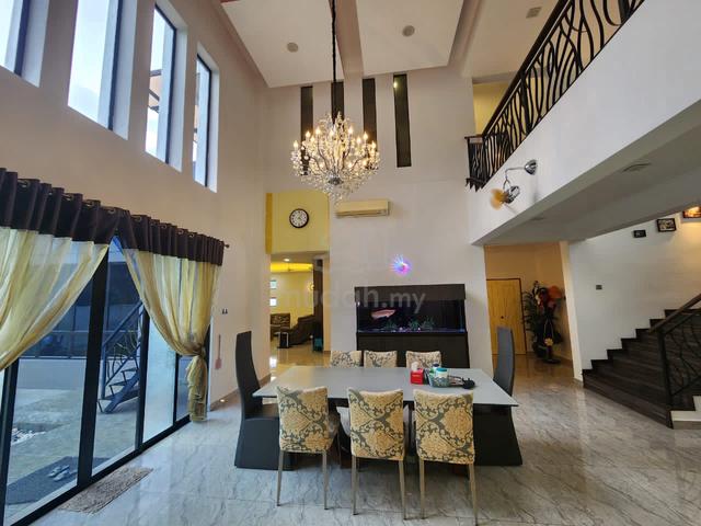 Nilai Spring Villas High End Bungalow with big land 11800 sqft 1