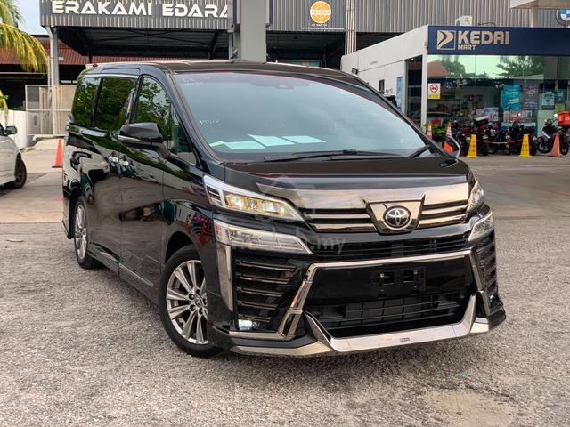 Toyota Vellfire 2.5 Golden Eyes 2022 - 1