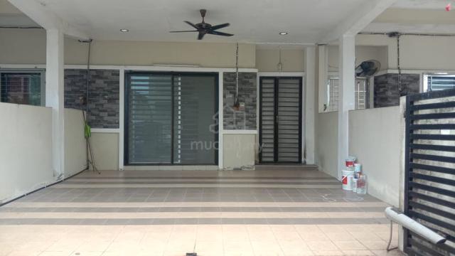 Direct Owner! Freehold 2 Storey @ Taman Melor Sejati Waterfront | 4R4B 1