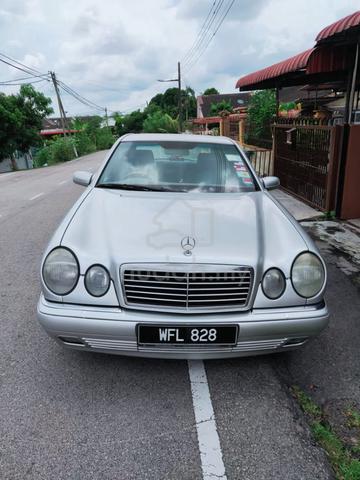 1997 Mercedes Benz 230E 2.3  (A) - 4