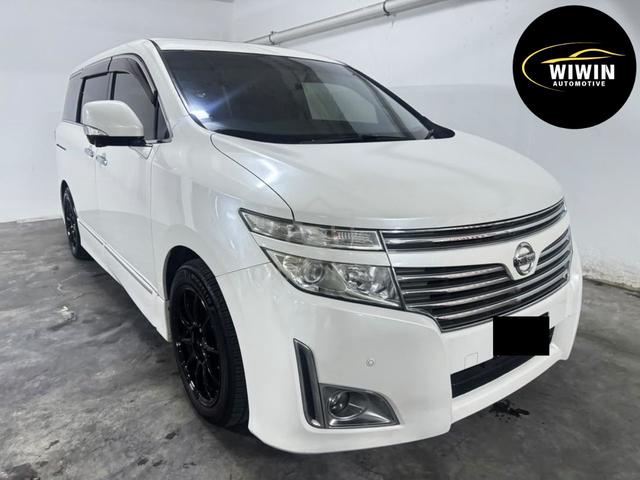 Nissan ELGRAND 3.5 H/STAR 2 P.DOOR/P.BOOT/SUNROOF - 1