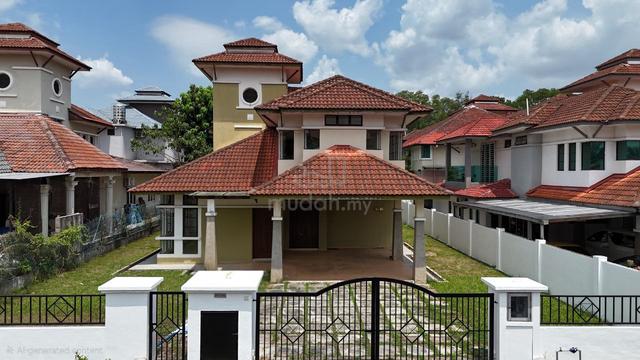 LOW DENSITY Double Storey Bungalow House Astana Indah Sungai Ramal 1