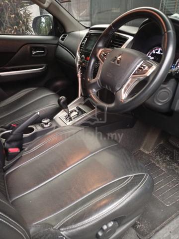 2019 Mitsubishi TRITON 2.4 VGT A/T PREMIUM (A) - 4