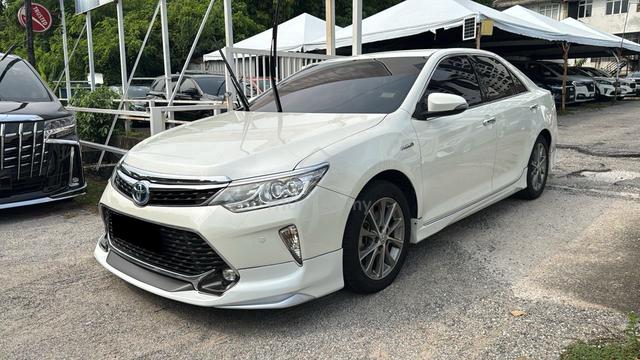 FULL SVC REC 2018 Toyota CAMRY 2.5 HYBRID LIKE NEW - 2
