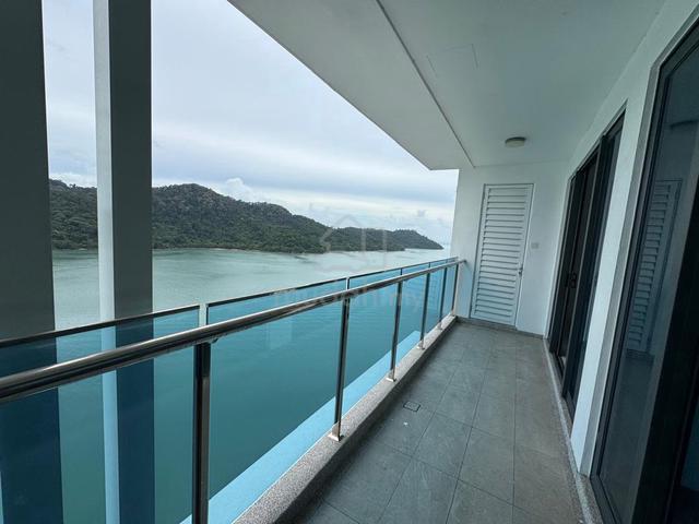 Queens Residences @ Queens Waterfront 2