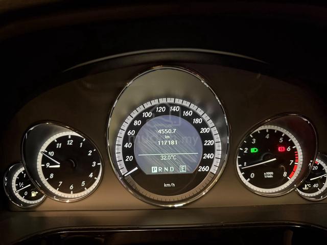 2010 Mercedes Benz E-CLASS 1.8 200 CGI BLUEEFCY - 5