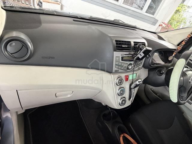 2011 Perodua MYVI 1.3 EZI MY05 M300 FACELIFT (A) - 4