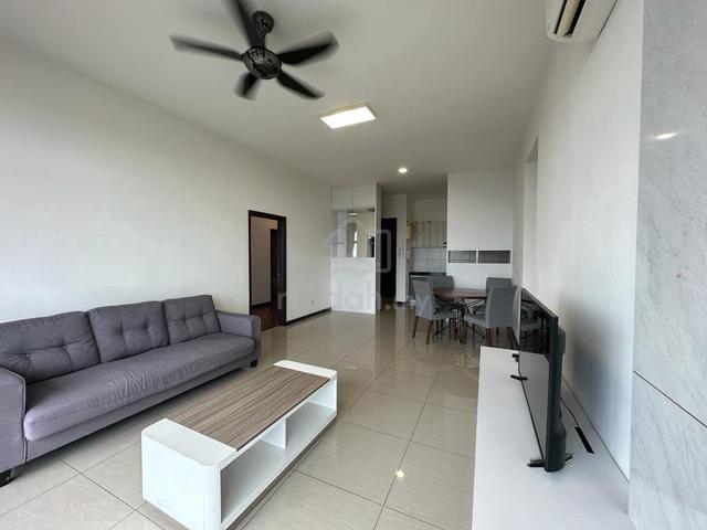 Molek Regency 1