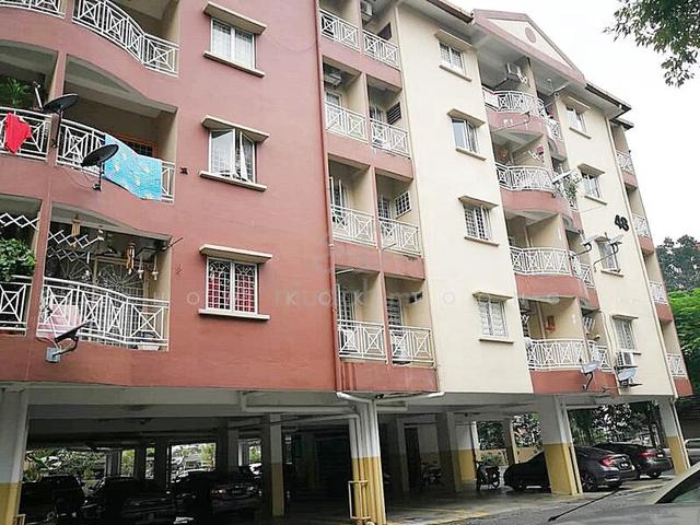 Teratai Mewah Condominium 1