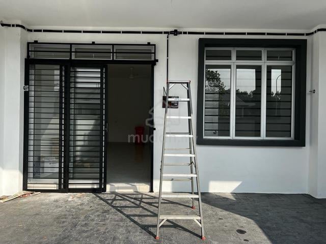 Single Storey Terrace Rimbun Aman 1