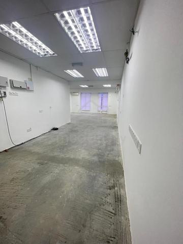 Batu Maung Shop office|Well Maintain, Prime Location, Easy Accessible| 4