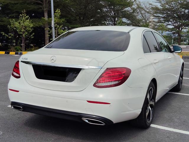 Mercedes Benz E200 2.0 AVANTGARDE W213 ⭐FULL LOAN⭐ - 4