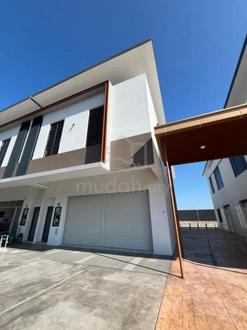 ENDLOT GR FLOOR Shoplot CALEDONIA AVENUE @ Kota Puteri Ijok 1