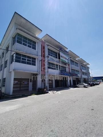 @LahatMinesMenglembu3StoreyShoplotForSale 1